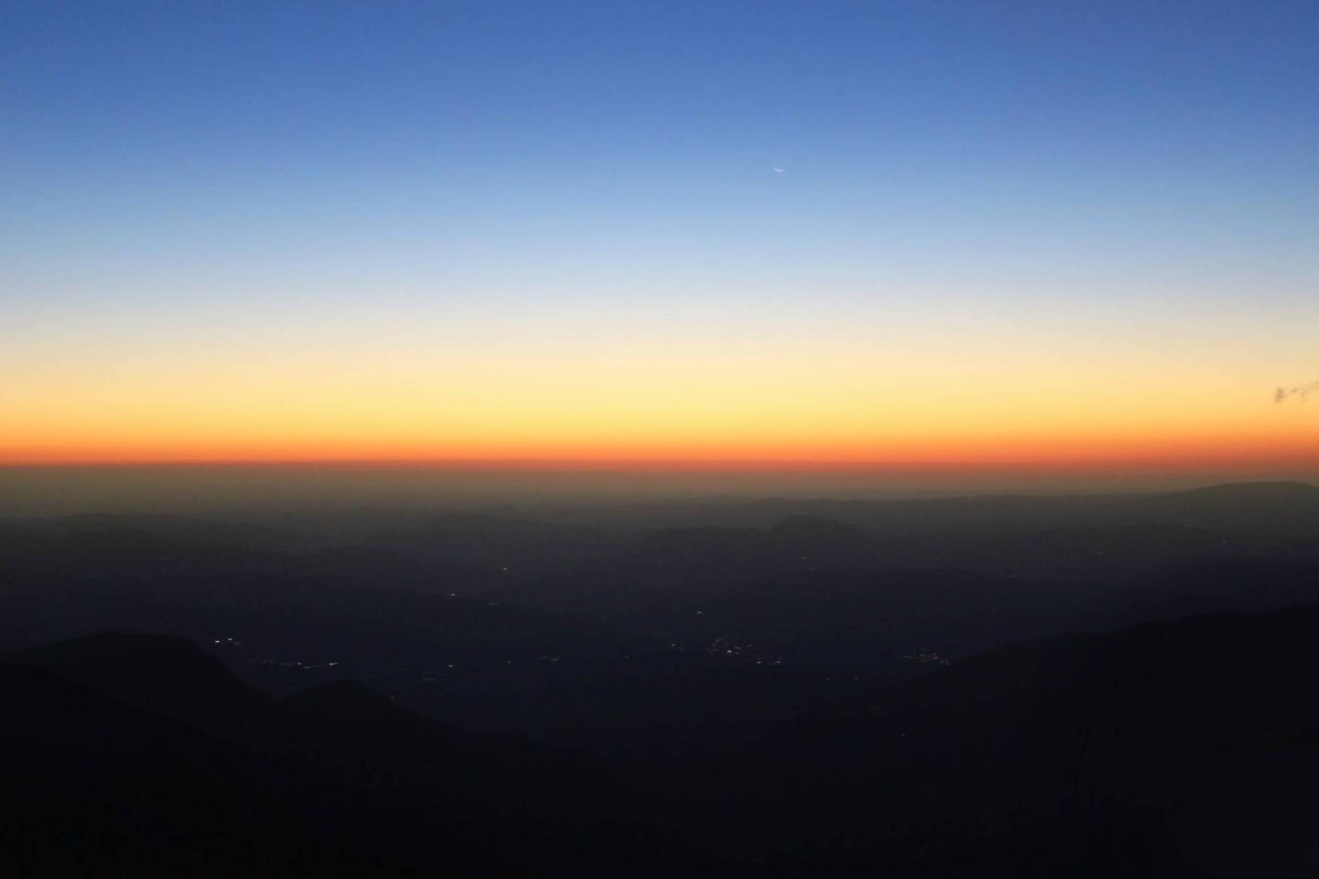 Panorama mattutino al Corno alle Scale